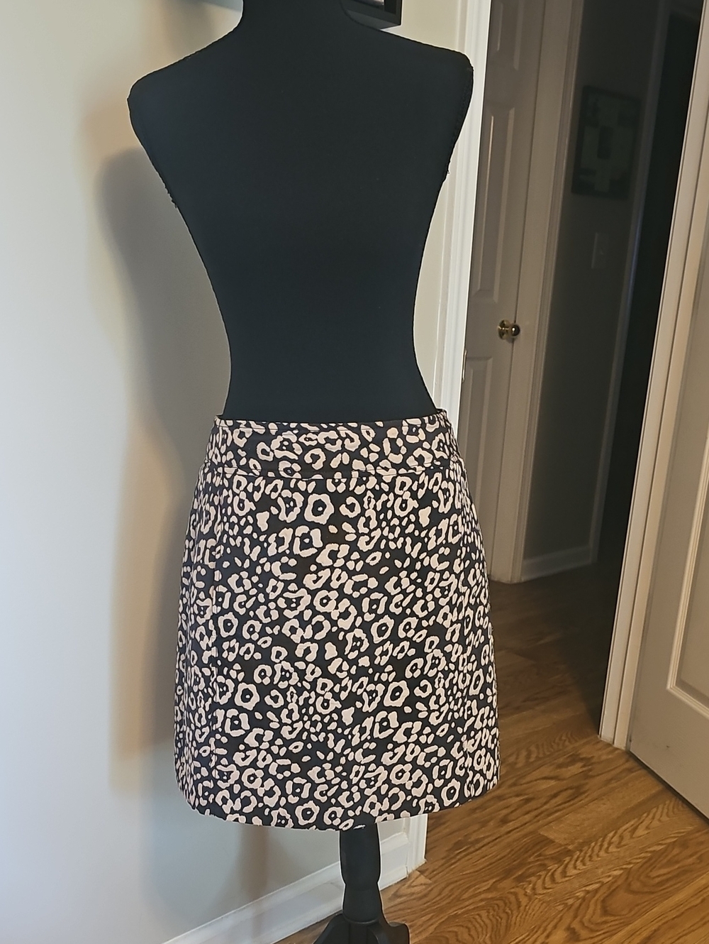 LOFT Black and Cream Leopard-Print Mini Skirt